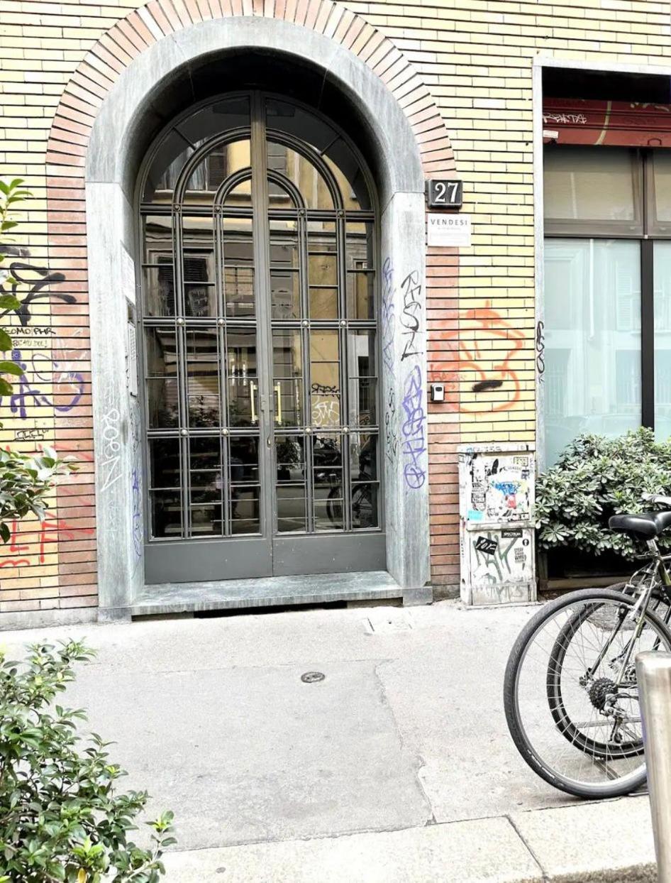 Small House Near The Station Milan Exterior photo